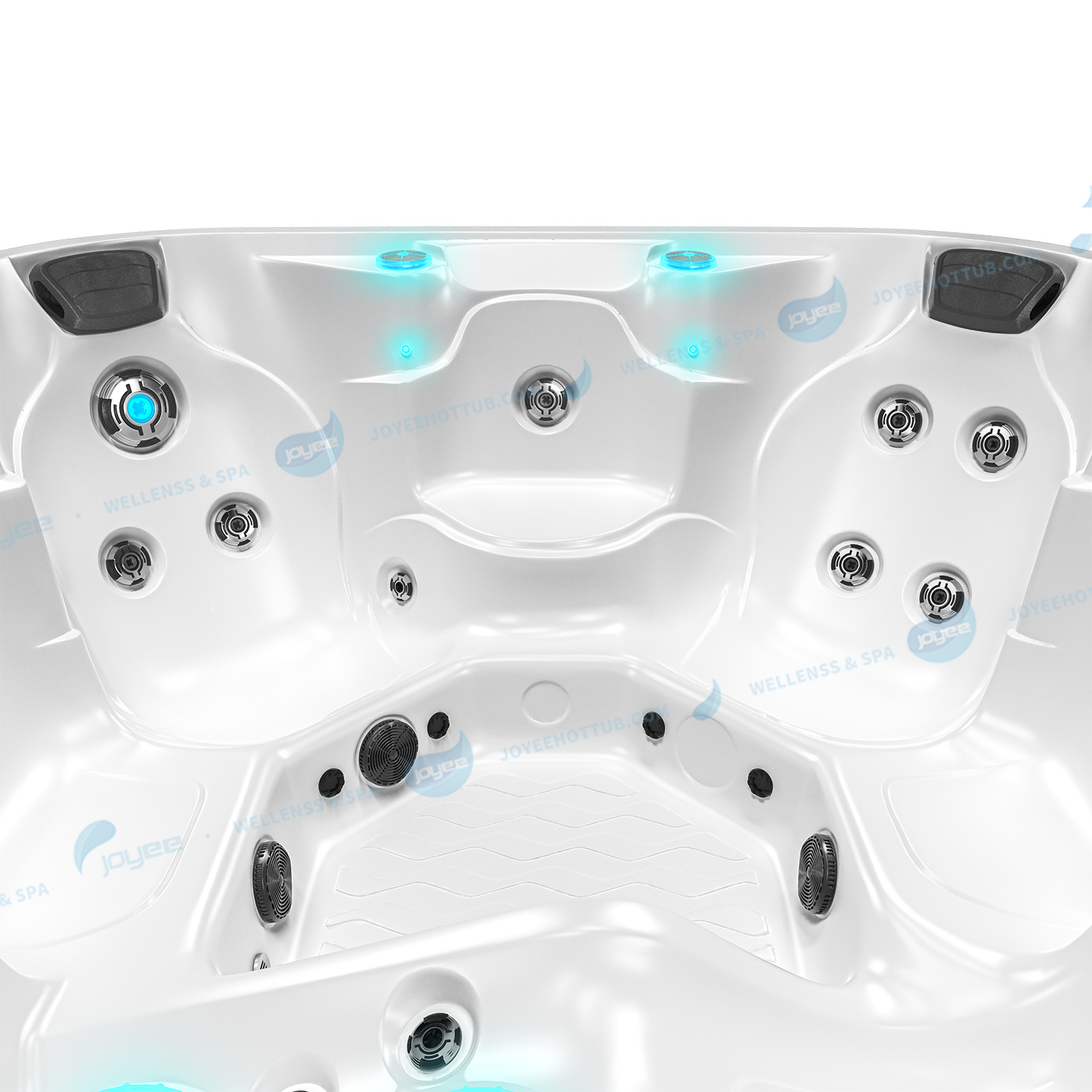 outdoor hot tub