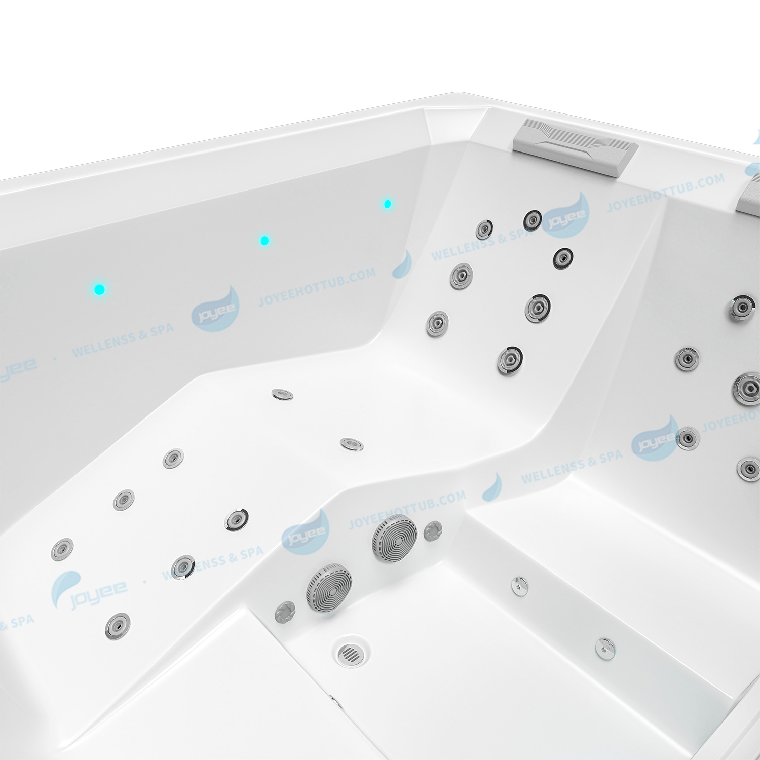 3 persons hot tub